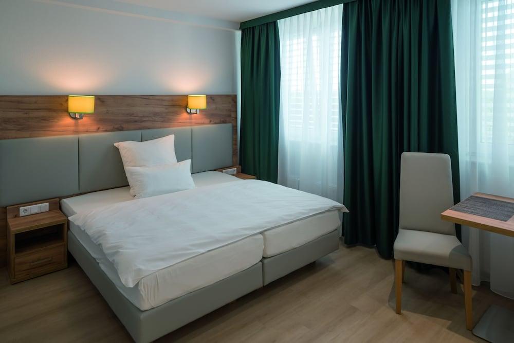 Hotel Haus Am Zoo Дюссельдорф Экстерьер фото