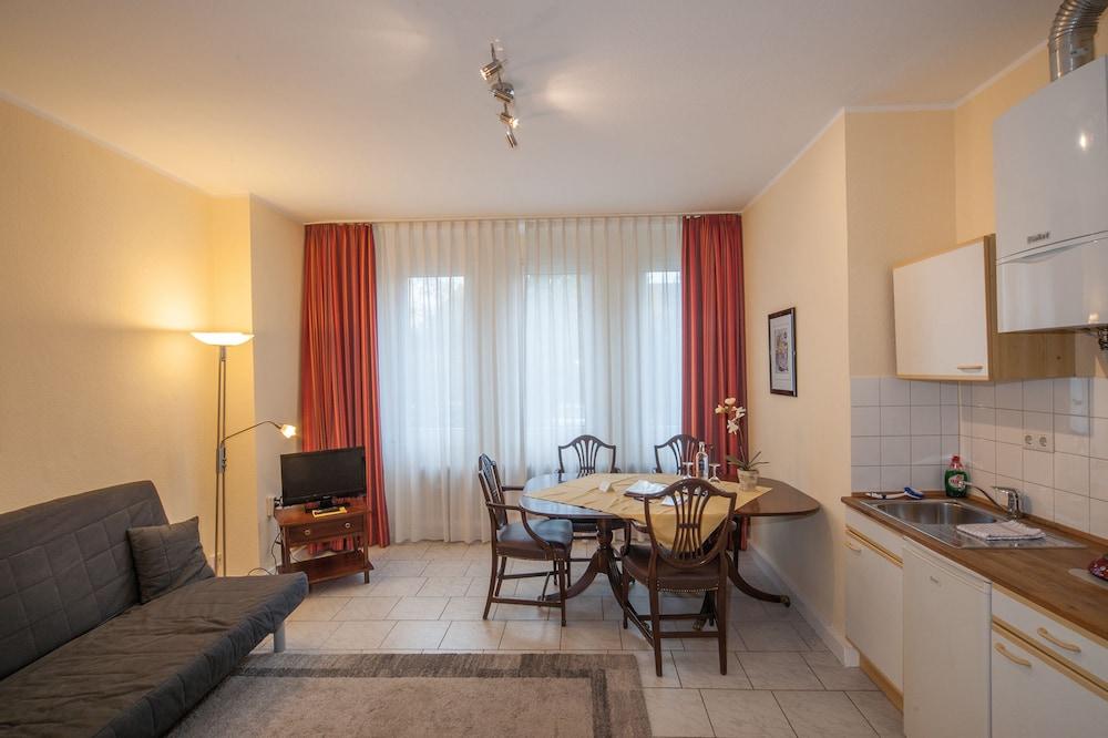 Hotel Haus Am Zoo Дюссельдорф Экстерьер фото