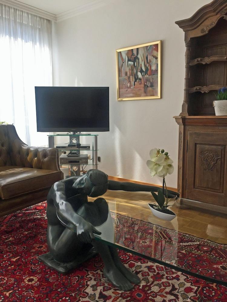 Hotel Haus Am Zoo Дюссельдорф Экстерьер фото